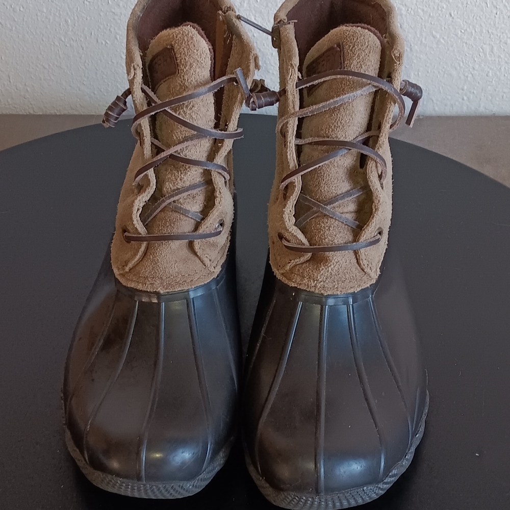 Sperry Saltwater Duck Boots Sz 9